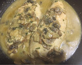 Foto del paso 5 de la receta: Solomillo de pavo con hongos y salsa de kefir, cilantro y lima