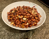 Foto del paso 2 de la receta: Maní tostado salado 🥜🍺