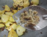 आलू मेथी की सब्जी (Aloo Methi ki Sabzi recipe in hindi) रेसिपी चरण 7 फोटो