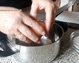 Foto del paso 2 de la receta: Bizcocho de Chocolate con Corazón Tierno