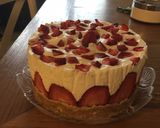 Foto del passaggio 9 della ricetta La Mia CheeseCake variante con le fragole