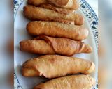 A picture of step 17 of Fried fish roll.