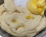Foto langkah ke 4 dari resep Roti sobek ubi kuning no mixer 🍞.