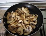 Foto del paso 1 de la receta: Ensalada de alubias de bote con champiñón