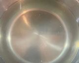A picture of step 5 of Chinese style boiled chicken.