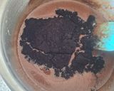 Foto langkah ke 2 dari resep Fudgy Bitter Sweet Black Brownies.