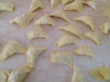 "Maultaschensuppe" (pasta rellena en caldo)
