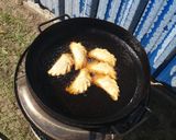 Foto del paso 6 de la receta: Empanadas de Tararira fritas!!