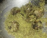 A picture of step 4 of Peanut coconut bhaigan.