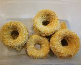 Foto langkah ke 3 dari resep Donat Indomie.