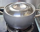 รูปขั้นตอนการทำที่ 4 ของ พะโล้หมูสามชั้นใส่ฟองเต้าหู้