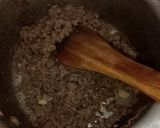 A picture of step 9 of Cookpad beef mince bread in pateela.