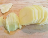 Foto del paso 1 de la receta: Bacalao gratinado con Patatas y Bechamel