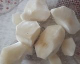 Foto del passaggio 1 della ricetta Topinambur in insalata con pomodorini e acciughe