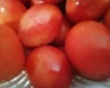 A picture of step 1 of Tamatar chutney.