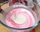 รูปขั้นตอนการทำที่ 5 ของ ไดฟุกุสตรอเบอรี่ สูตรไมโครเวฟ Daifuku strawberry