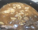 Foto del paso 4 de la receta: Lomo de cerdo al vino con patatas