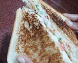 A picture of step 3 of Vegetable cheese spread Sandwich.