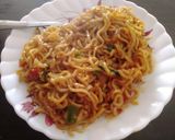 A picture of step 1 of Spicy Maggie.