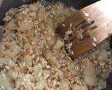 A picture of step 1 of Chicken Risotto with Mushrooms.