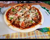 A picture of step 2 of Chicken Tikka Pizza 👅😋.