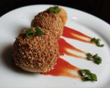 A picture of step 5 of Bread cheese balls.