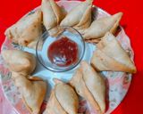 आलू के समोसे (aloo ke samose recipe in Hindi) रेसिपी चरण 5 फोटो