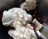 Foto del paso 1 de la receta: Shot de mousse de dulce de leche con chispas de chocolate 🇺🇾