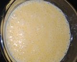 A picture of step 3 of Iced mango milk shake.
