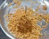 A picture of step 6 of Stuffed Bread lollipops.
