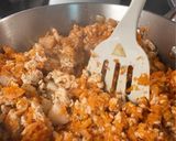 A picture of step 2 of Vodka Sauce Pasta.