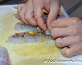 Foto del passaggio 1 della ricetta Involtini di orata pancettati con insalata di finocchi e arancia