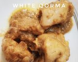 A picture of step 5 of White Chicken Qorma 🇵🇰.