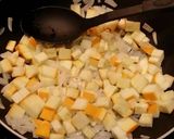 A picture of step 1 of Brad's cheesy yellow zucchini.