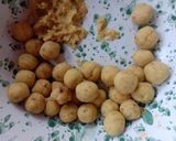 Foto langkah ke 3 dari resep Bola-bola ubi simpel.