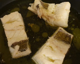 Foto del paso 4 de la receta: Bacalao al Pil Pil