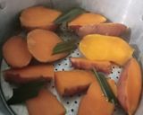 Foto langkah ke 1 dari resep Kledek Kukus pandan.