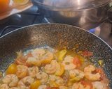 Foto del passaggio 5 della ricetta Troccoli ai gamberi con granella di pistacchio🍝🦐