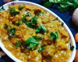 A picture of step 7 of Almond and cashew nuts loaded mushroom curry.