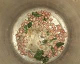A picture of step 2 of Masala khichdi.