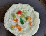 A picture of step 6 of Suji uttapam with sauce.