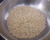 A picture of step 4 of Onion upma.