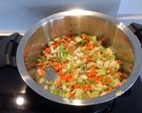 A picture of step 2 of Base pasta sauce.