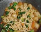Foto langkah ke 4 dari resep Indomie aci nyemek.