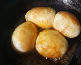 A picture of step 4 of Hydrabadi Egg Dum Biryani.