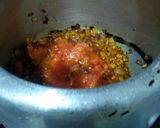 A picture of step 4 of Matar Paneer.