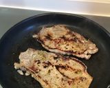 Foto del paso 2 de la receta: Filetes de cerdo macerados en cilantro y lima