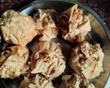 A picture of step 2 of Stuffed papad with hing potato.