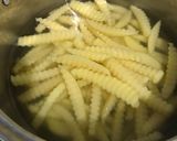 Foto langkah ke 3 dari resep Crunchy French Fries 🍟.
