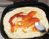 Foto langkah ke 17 dari resep Pizza teflon (atas-bawah matang)🍕🍕.